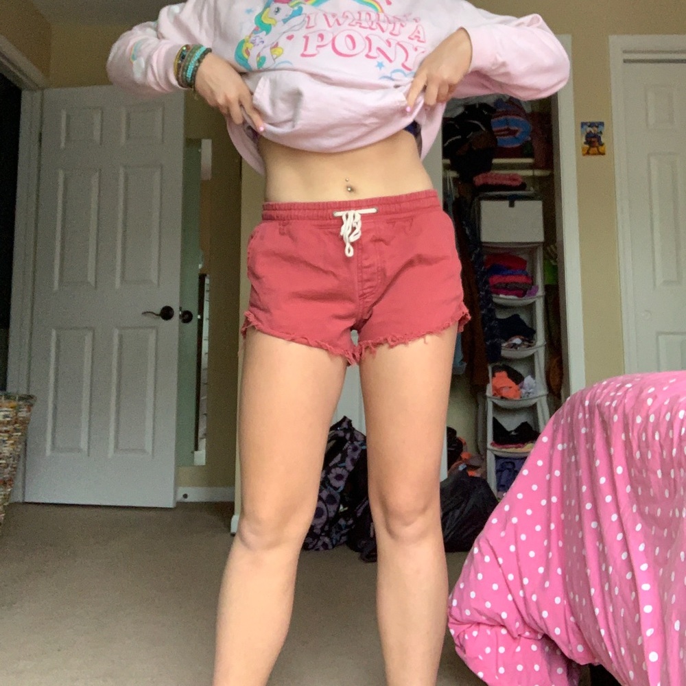 BILLABONG SHORTS!